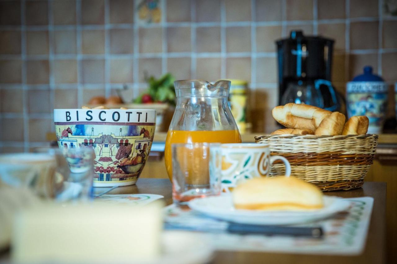 La Casina Del Canneto Pergine Valdarno Habitación foto